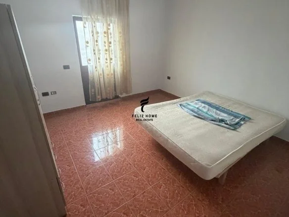 Tirane, jepet me qera apartament 2+1 Kati 2, 110 m² 400 € (JORDAN MISJA)