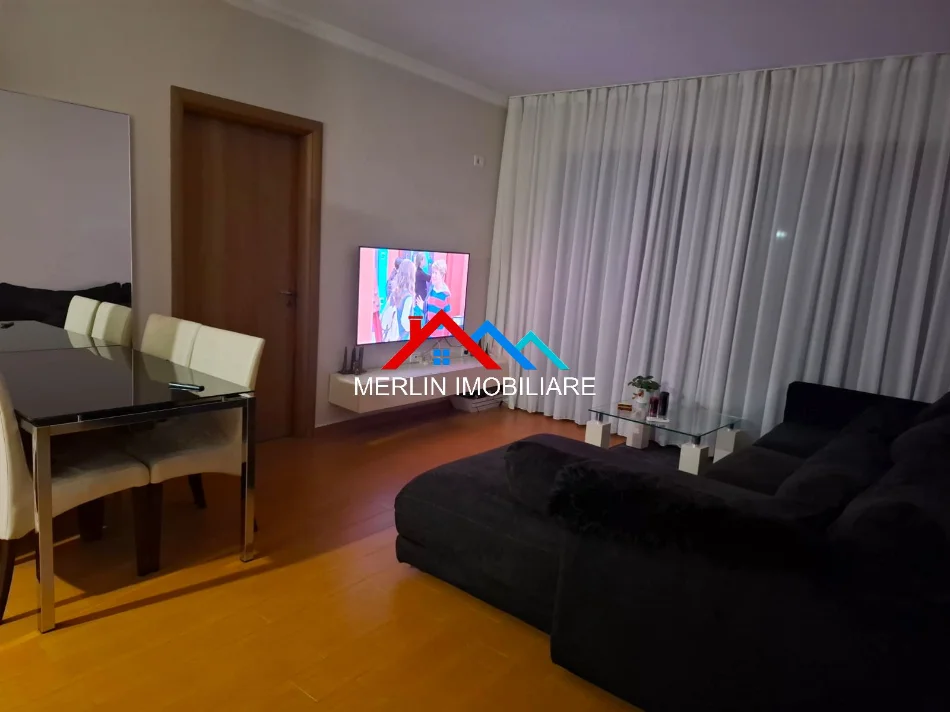 Tirane, shitet apartament 2+1+Ballkon Kati 5, 94 m² 155.000 € (BULEVARDI MIGJENI,ASTIR)