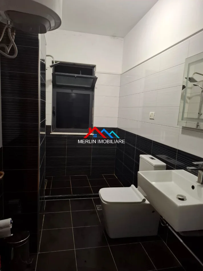 Tirane, shitet apartament 2+1+Ballkon Kati 5, 94 m² 155.000 € (BULEVARDI MIGJENI,ASTIR)