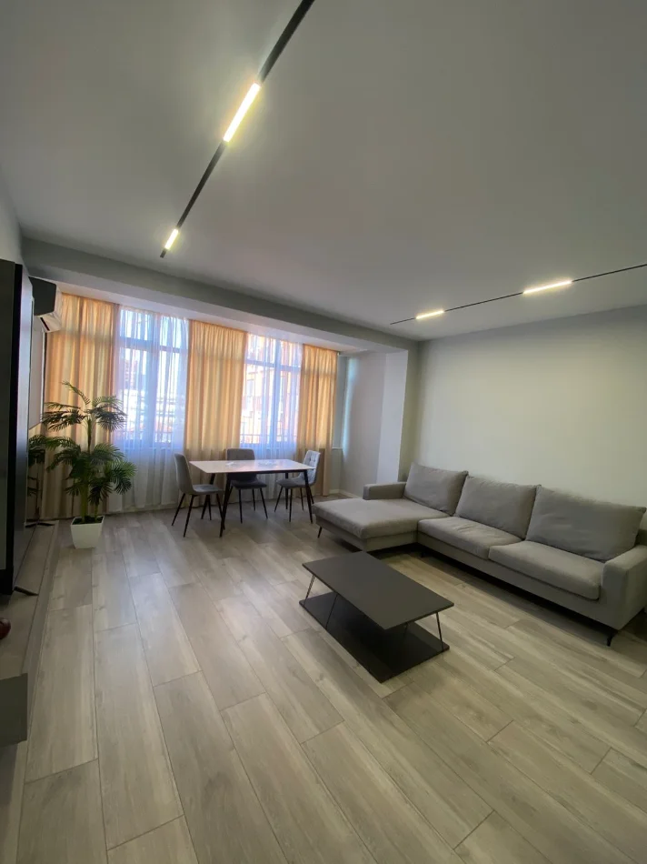 Tirane, shitet apartament 2+1 Kati 5, 115 m² 267.000 € (RRUGA FROSINA PLAKU)