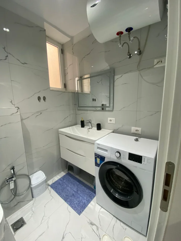 Tirane, shitet apartament 2+1 Kati 5, 115 m² 267.000 € (RRUGA FROSINA PLAKU)