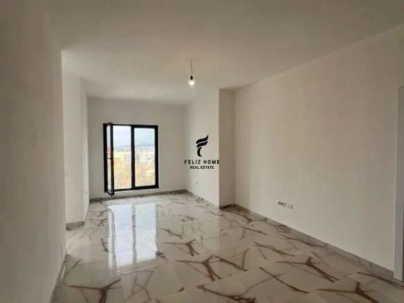 Tirane, jepet me qera zyre Kati 10, 108 m² 1.000 € (RRUGA E BARRIKADAVE)