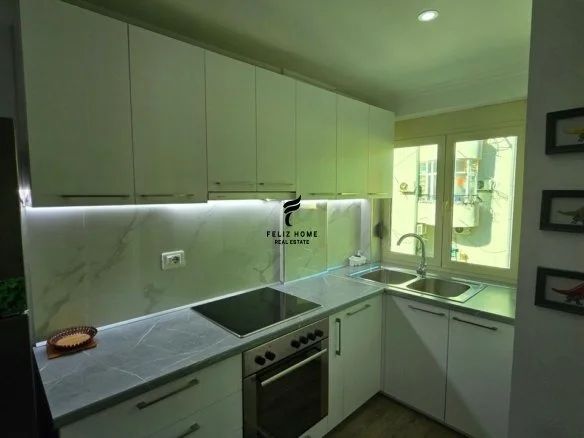 Tirane, jepet me qera apartament duplex 1+1+Ballkon Kati 4, 80 m² 600 € (RRUGA E DURRESIT)