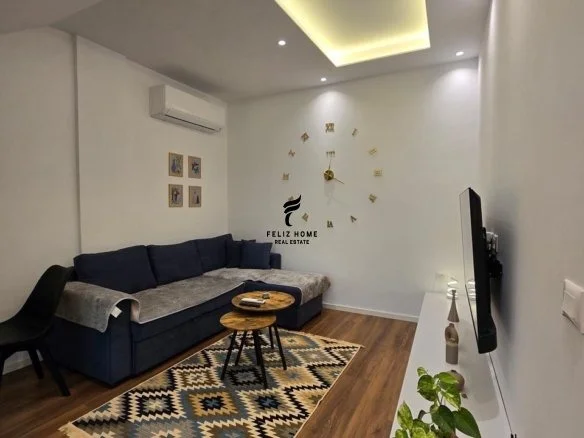 Tirane, jepet me qera apartament 1+1+Ballkon Kati 1, 60 m² 600 € (RRUGA E DURRESIT)