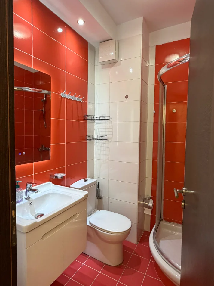 Tirane, shitet apartament 2+1 Kati 6, 102 m² 166.000 € (Rruga Mikel Maruli)