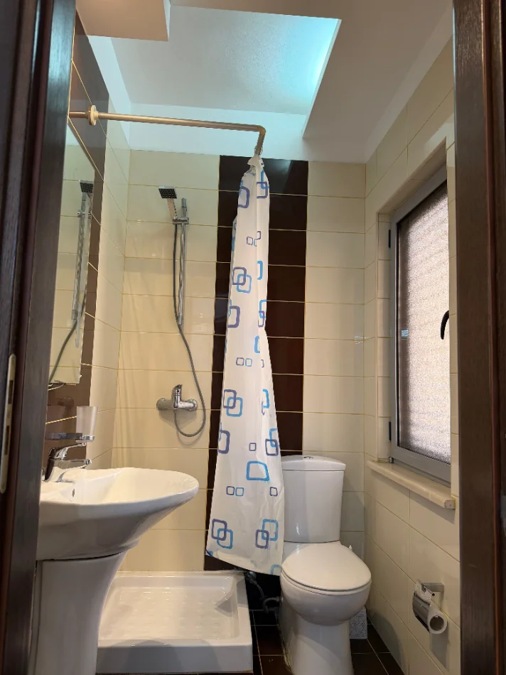 Tirane, shitet apartament 2+1 Kati 6, 102 m² 166.000 € (Rruga Mikel Maruli)