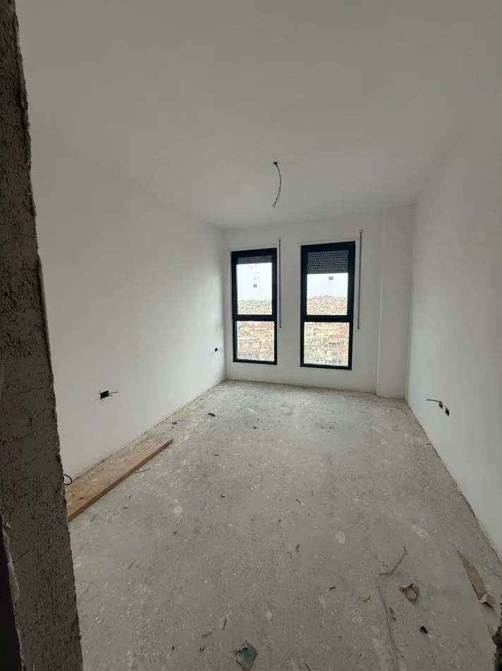 Tirane, shitet apartament 1+1 Kati 4, 75 m² 136.000 € 