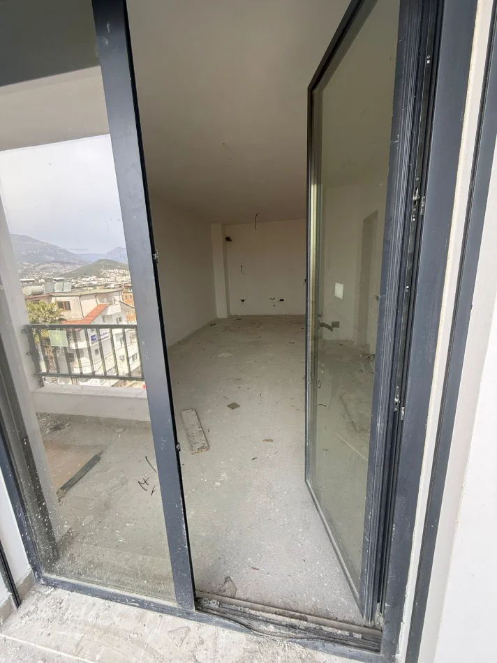 Tirane, shitet apartament 1+1 Kati 4, 75 m² 136.000 € 
