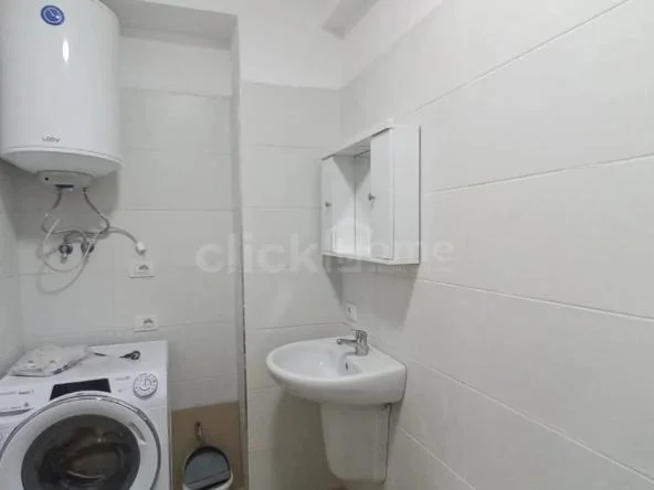Tirane, jepet me qera apartament 2+1 Kati 3, 110 m² 650 € 