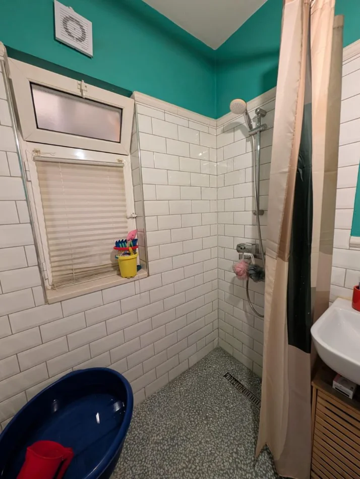SHITET: 2+1 📍 21 Dhjetori (Perballe Square 21) - 169,000€ - Sp.75m² - Kati.3 || Zone shume e favorshme dhe e aksesuseshme Lokacion Premium 🏡