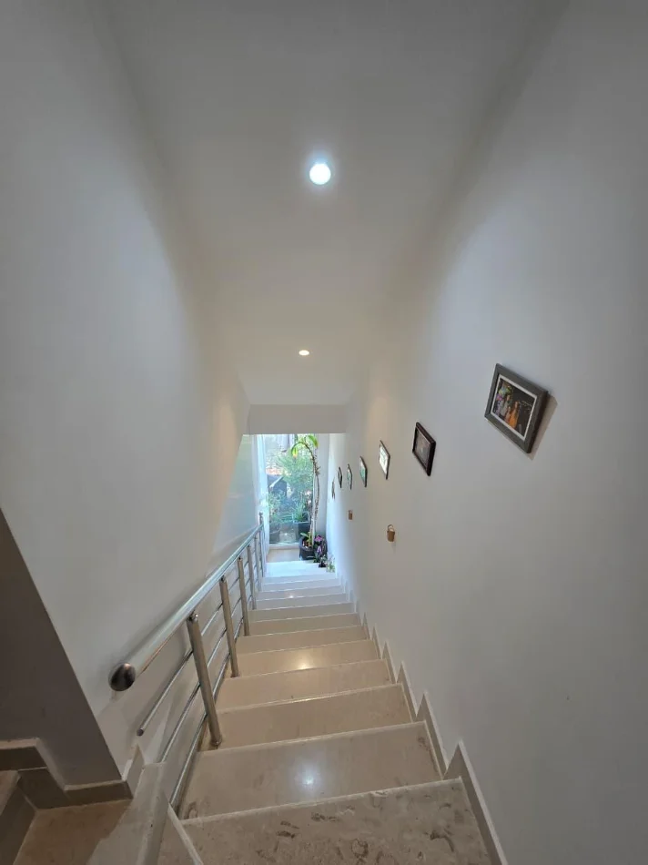 Tirane, shitet apartament duplex 2+1+Ballkon Kati 1, 103 m² 310.000 €