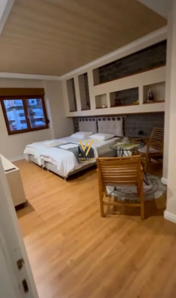 Tirane, shitet apartament 2+1+Ballkon Kati 7, 112 m² 340.000 € (QENDER)