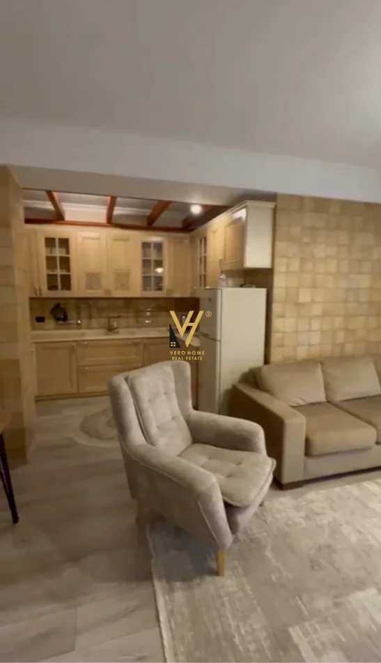 Tirane, shitet apartament 2+1+Ballkon Kati 7, 112 m² 340.000 € (QENDER)