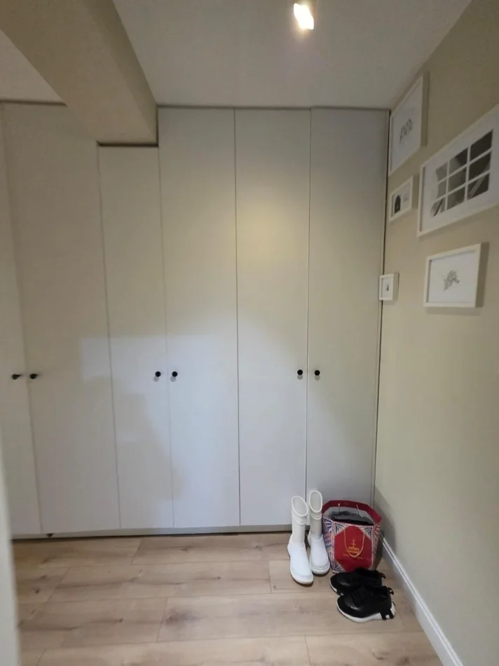 Tirane, shitet apartament 2+1+Ballkon Kati 1, 112 m² 336.000 € (Komuna e Parisit)