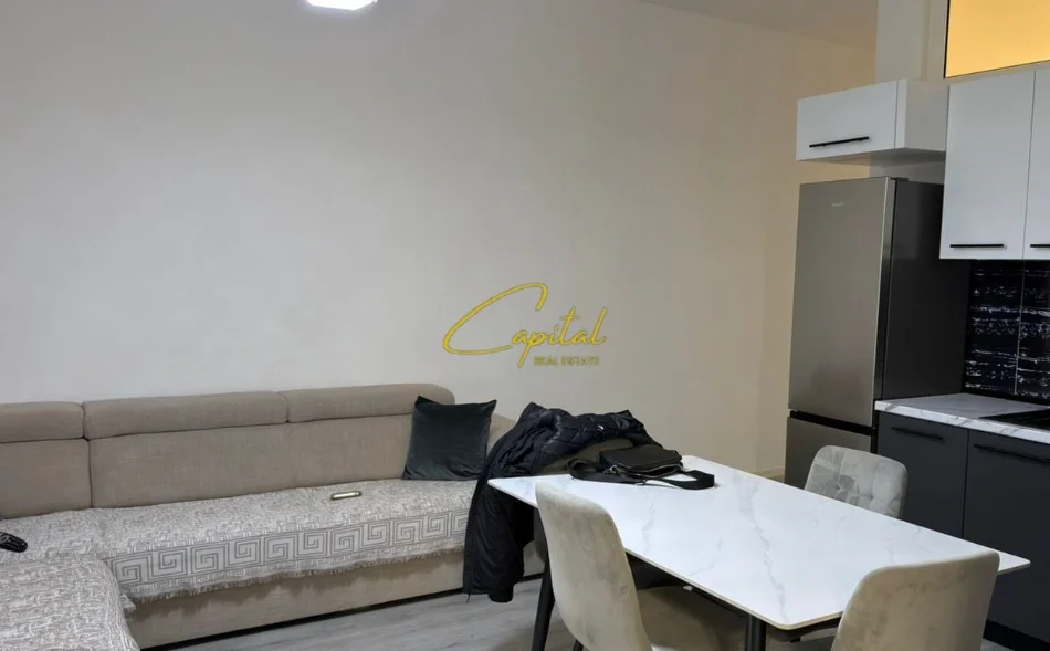 Tirane, jepet me qera apartament 2+1 Kati 12, 78 m² 700 € (5 MAJI)