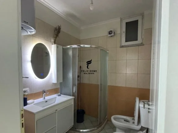 Tirane, jepet me qera apartament 1+1+Ballkon Kati 4, 70 m² 450 € (ASTIR)