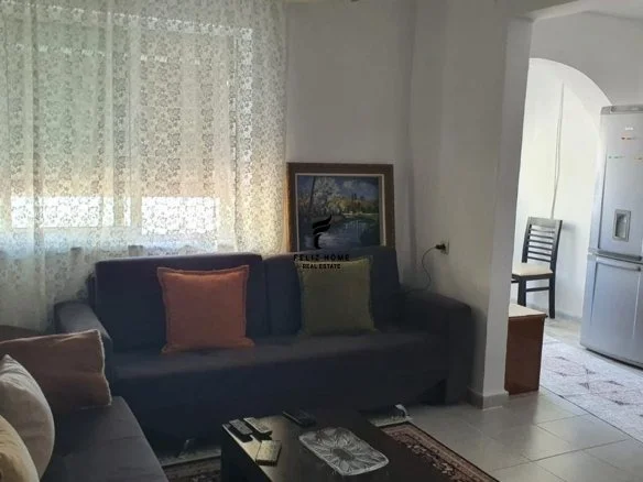 Tirane, jepet me qera apartament 1+1+Ballkon Kati 3, 60 m² 500 € (RRUGA BARDHYL)