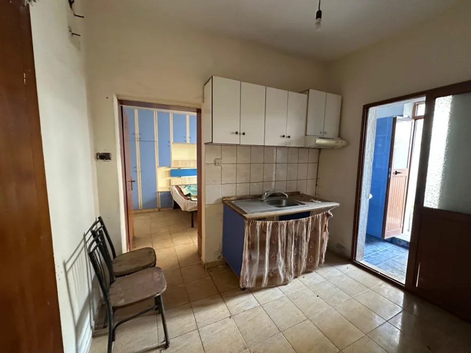 Durres, shitet apartament 1+1 Kati 1, 45 m² 33.000 € (Shkozet)