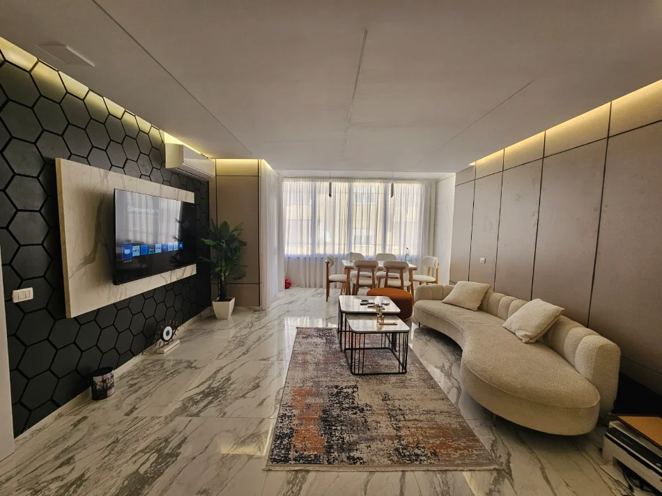 Durres, shitet apartament 2+1+Aneks+Ballkon Kati 4, 90 m² 165.000 € 