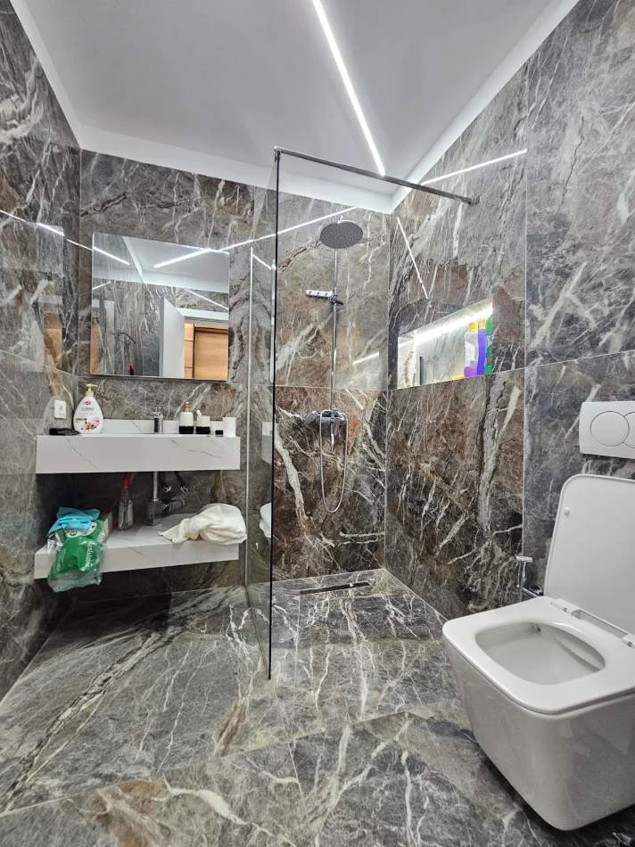 Durres, shitet apartament 2+1+Aneks+Ballkon Kati 4, 90 m² 165.000 € 