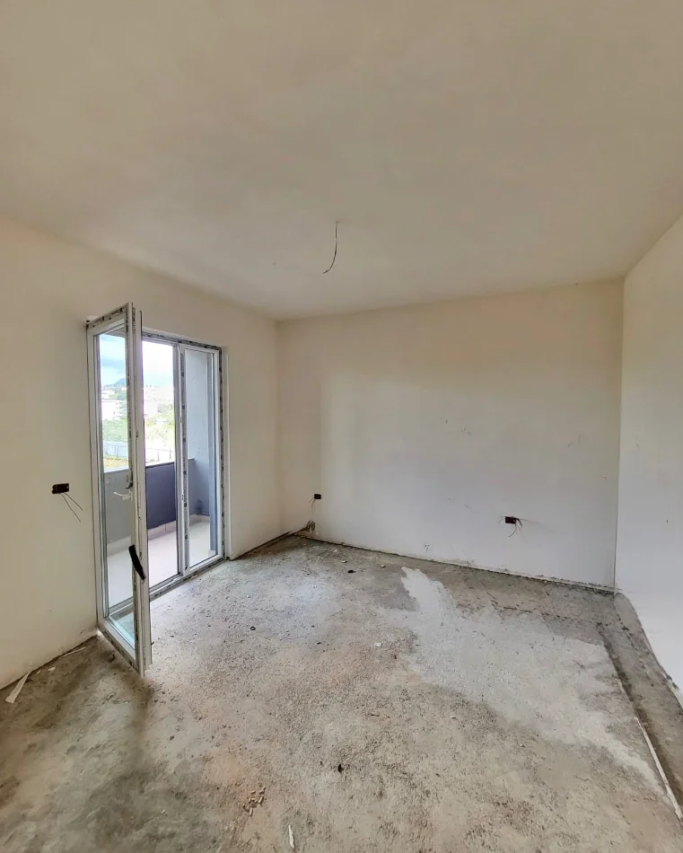 Tirane, shitet apartament 1+1+Ballkon Kati 2, 66 m² 71.665 € (Paskuqan)
