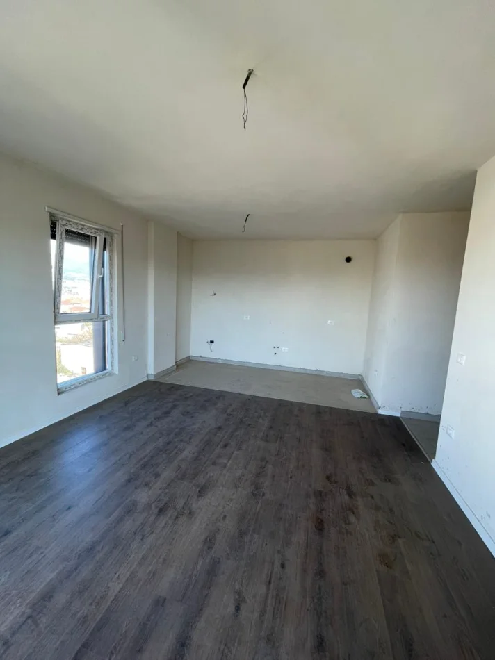 Tirane, shitet apartament 2+1 Kati 7, 106 m² 199.900 € (Trio Towers, Don Bosko)