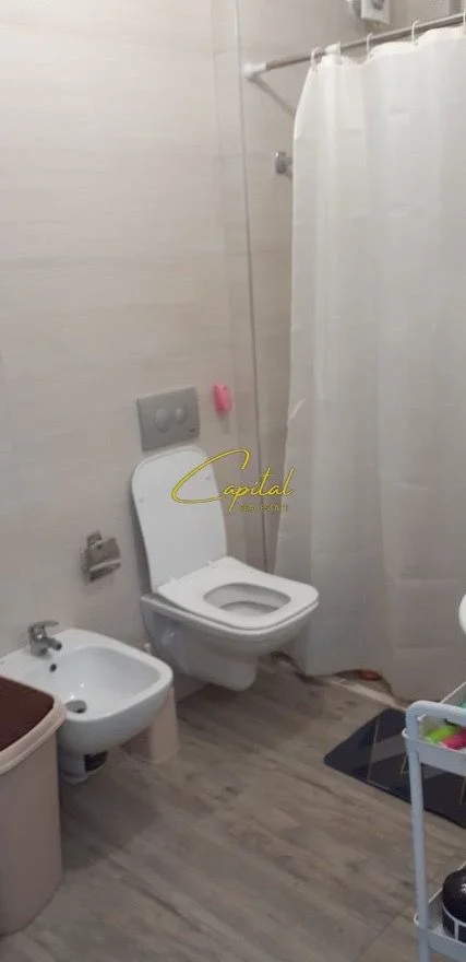 Tirane, jepet me qera apartament 1+1 Kati 5, 72 m² 550 € (RRUGA E KAVAJES)