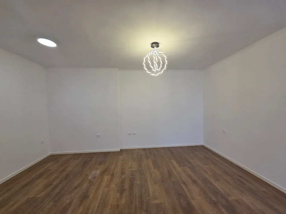 Tirane, shitet garsonier 1+1 Kati 0, 29 m² 80.000 € 