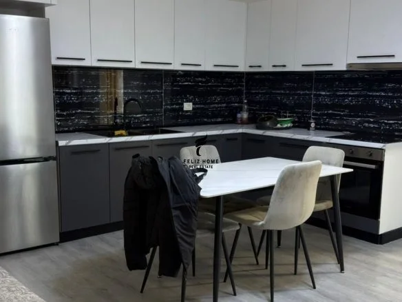 Tirane, jepet me qera apartament 2+1+Ballkon Kati 3, 78 m² 700 € (5 MAJI)