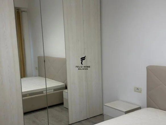 Tirane, jepet me qera apartament 2+1+Ballkon Kati 3, 78 m² 700 € (5 MAJI)