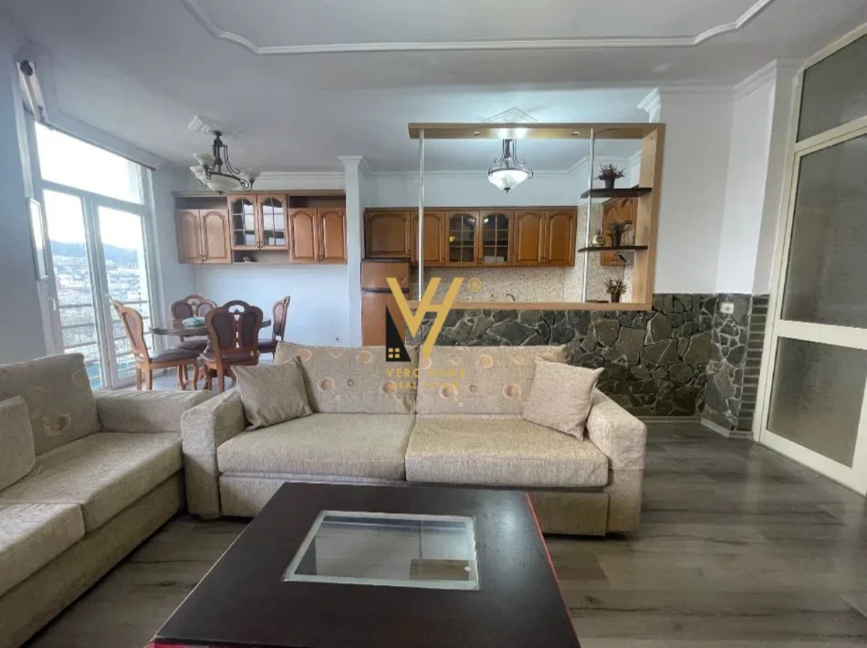 Tirane, jepet me qera apartament 2+1+Ballkon Kati 12, 120 m² 600 € (RRUGA SALI BUTKA)