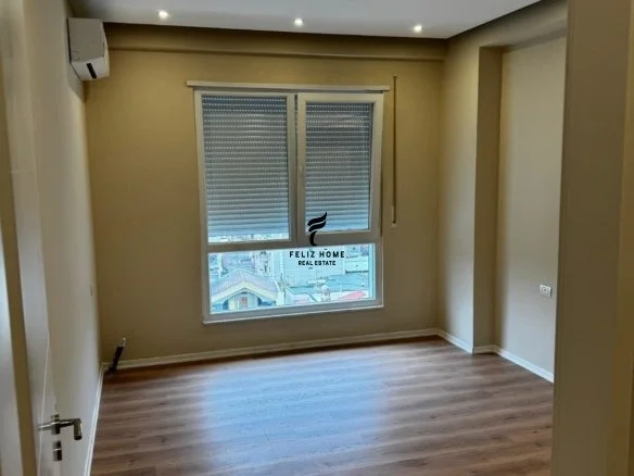 Tirane, jepet me qera zyre Kati 6, 64 m² 500 € (BRRYL)