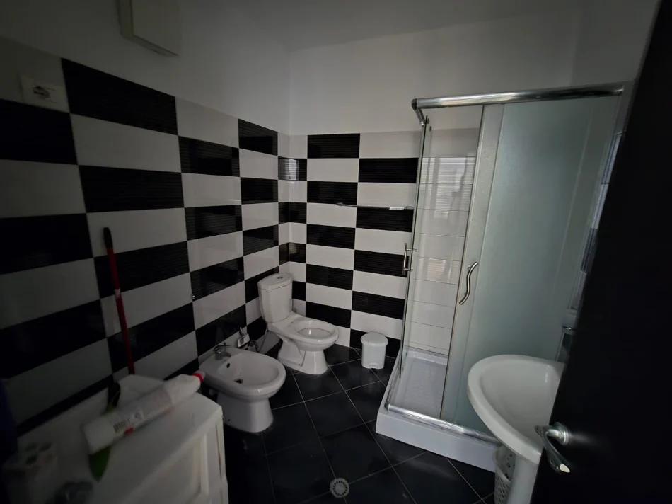 Durres, shitet apartament 2+1+Ballkon Kati 7, 106 m² 120.000 € (Ish Urt)