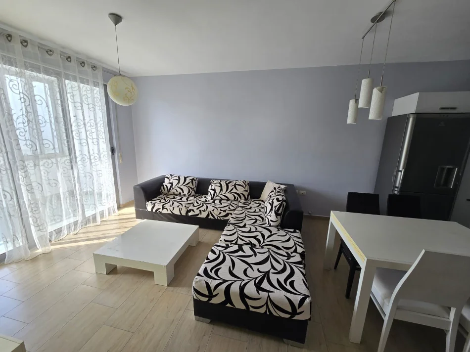 Durres, shitet apartament 2+1+Ballkon Kati 7, 106 m² 120.000 € (Ish Urt)