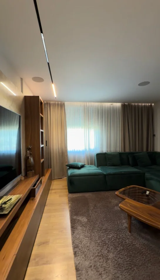 Tirane, shitet apartament 3+1+Aneks+Ballkon Kati 8, 162 m² 800.000 € (Apartament super luksoz 3+1 per shitje tek Rruga e Elbasanit)