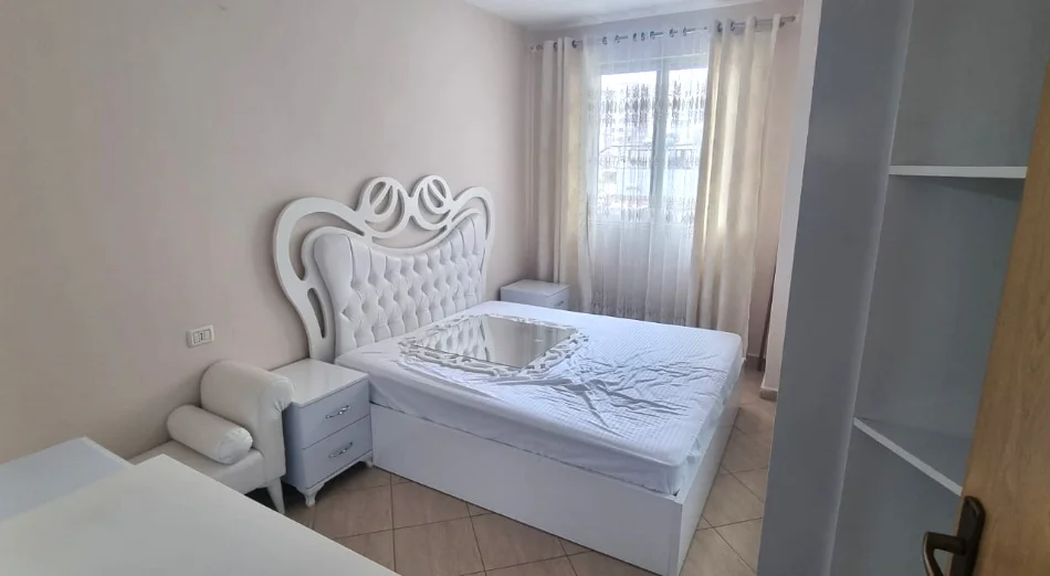 🏡 Jepet me Qera Apartament 2+1+2 ne Astir tek Bulevardi Migjeni,  550 Euro