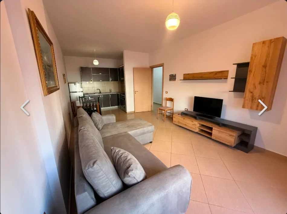 jepet me qera 1+1 Kati 1, 450 €