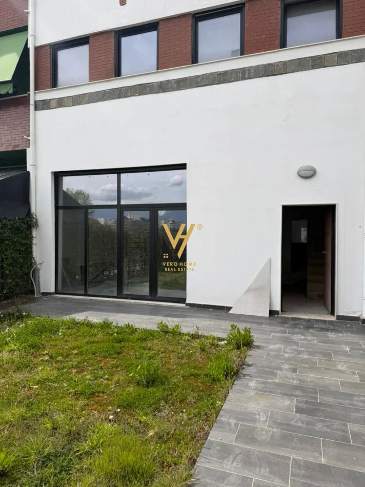 Tirane, shitet apartament 3+1+Ballkon Kati 0, 173 m² 400.000 € (KODRA E DIELLIT)