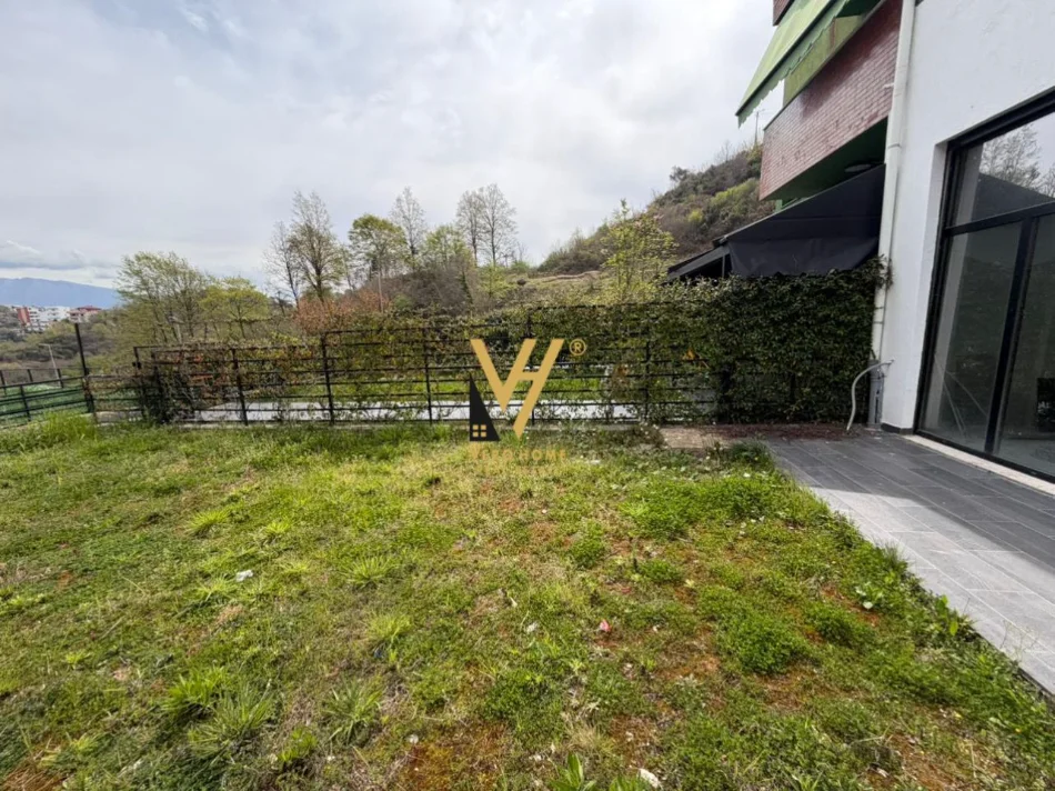 Tirane, shitet apartament 3+1+Ballkon Kati 0, 173 m² 400.000 € (KODRA E DIELLIT)