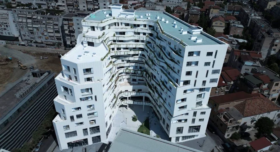 Tirane, shitet apartament 2+1+Ballkon Kati 3, 118 m² 325.000 € (Vasil Shanto)