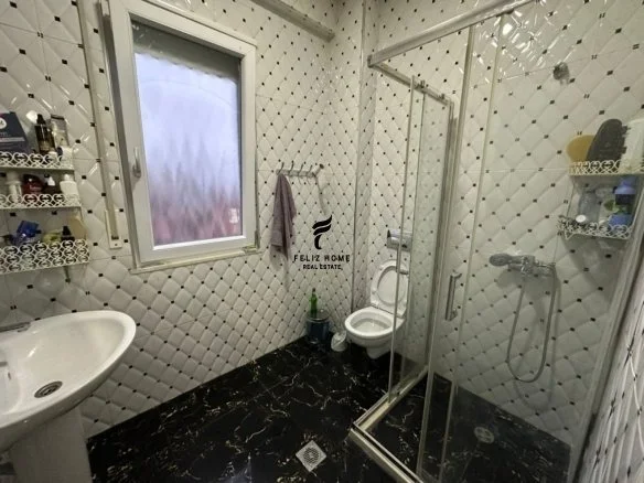Tirane, shitet apartament 2+1+Ballkon Kati 6, 110 m² 320.000 € (PAZARI I RI)