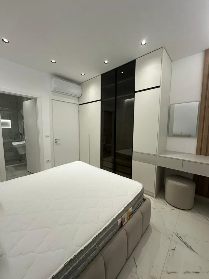 Tirane, jepet me qera apartament 2+1 Kati 4, 100 m² 850 € (Rruga Dritan Hoxha)