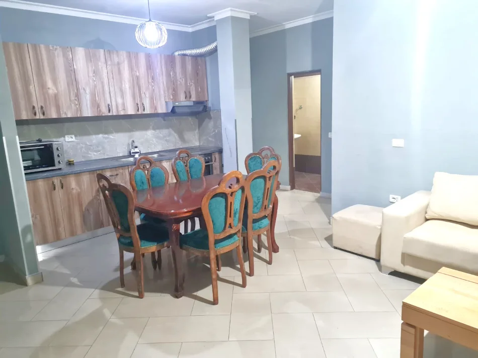 Jepet me qira apartament 2+1, Kati 3, 125 m² ,500 €  ne Astir