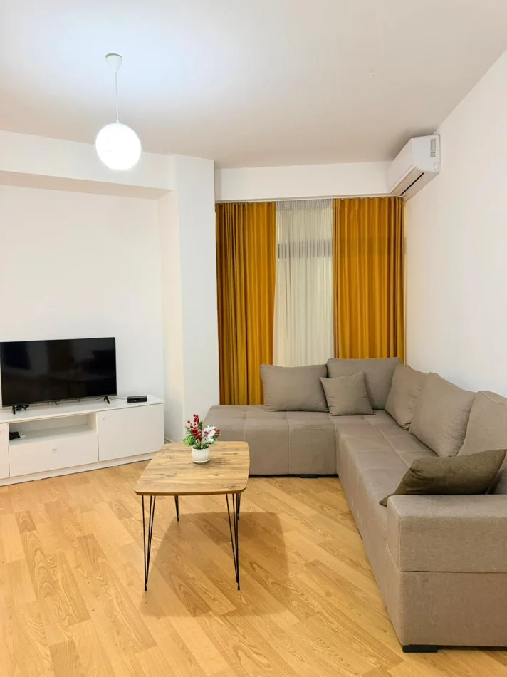 Tirane, jepet me qera apartament Kati 7, 114 m² 600 € (Astir)