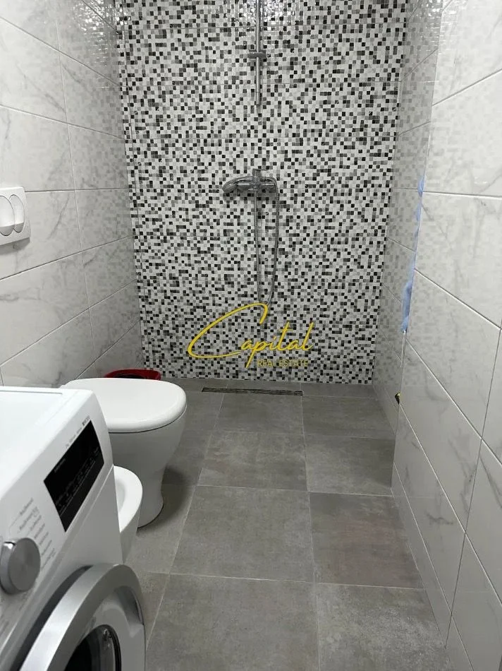 Tirane, jepet me qera apartament 1+1 Kati 2, 70 m² 650 € (DON BOSKO)