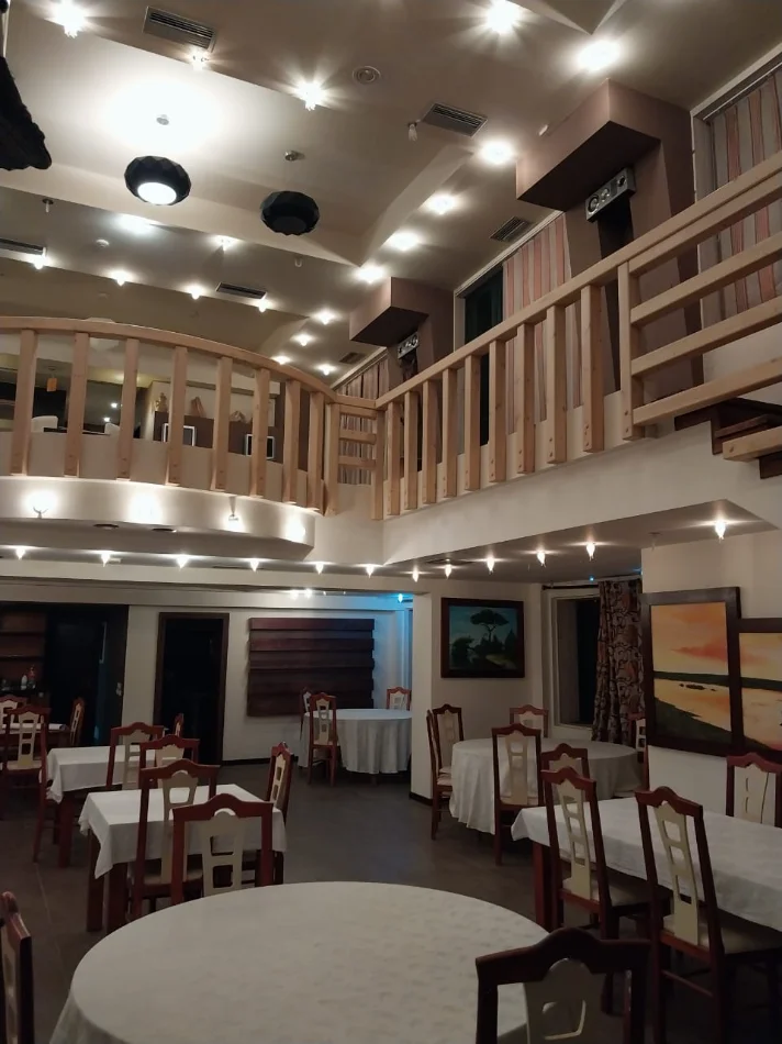 Divjake, shitet hotel , 1.200 m² 960.000 € 