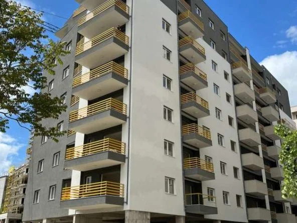 Tirane, shitet apartament 1+1 Kati 4, 82 m² 135.000 € (Dritan Hoxha)