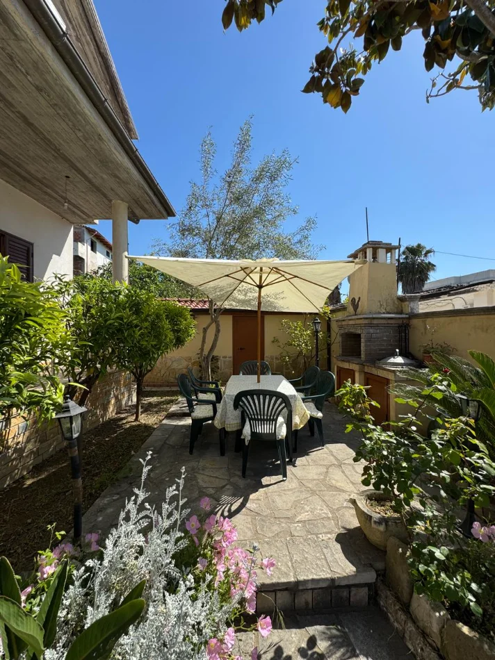 Kavaje, shitet Vile 3+1+Aneks+Ballkon Kati 2, 281 m² 200.000 € (Kavaje)