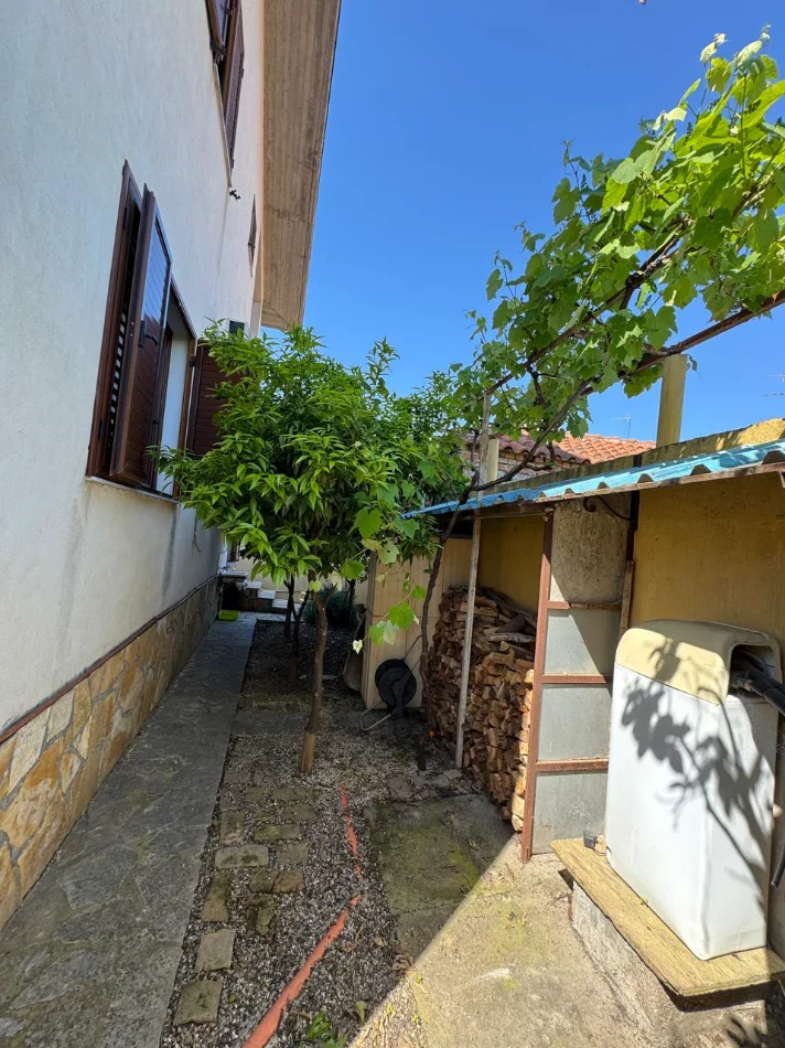 Kavaje, shitet Vile 3+1+Aneks+Ballkon Kati 2, 281 m² 200.000 € (Kavaje)