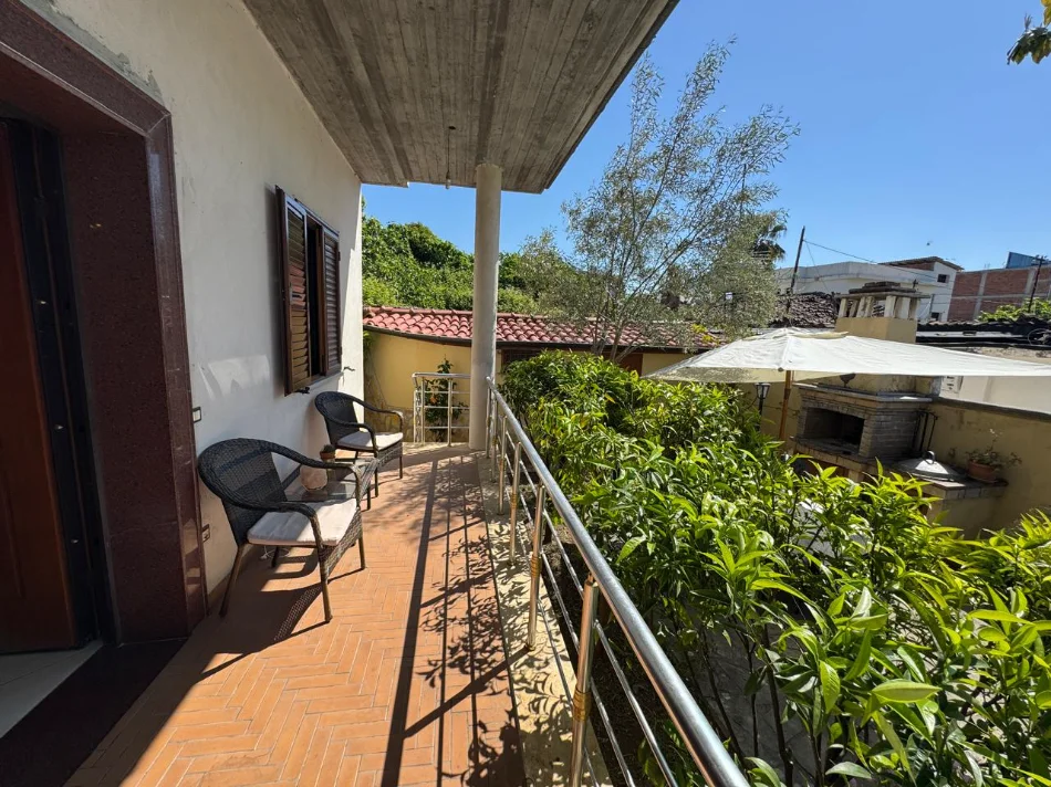 Kavaje, shitet Vile 3+1+Aneks+Ballkon Kati 2, 281 m² 200.000 € (Kavaje)